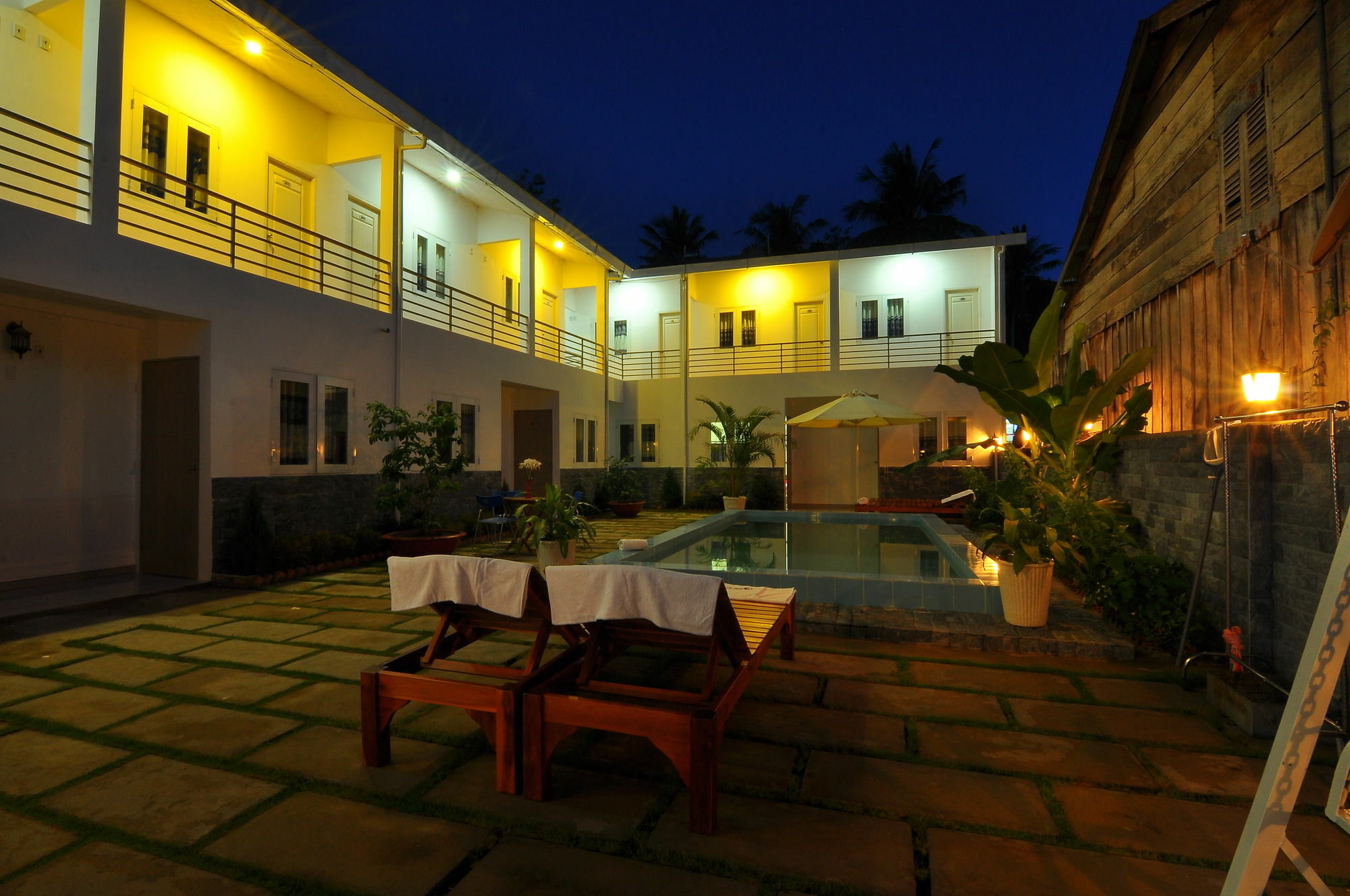 Orchid Guesthouse Дуонг-Донг Экстерьер фото